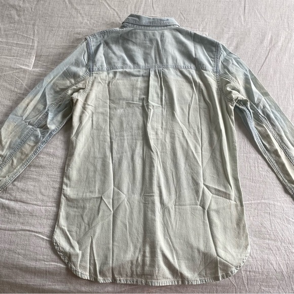 Madewell Denim Shirt Jacket Button Down Lightweight Cotton Small Light Wash NWT - Picture 10 of 14
